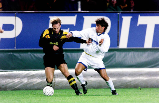 Kim Bergstrand, AIK med bollen