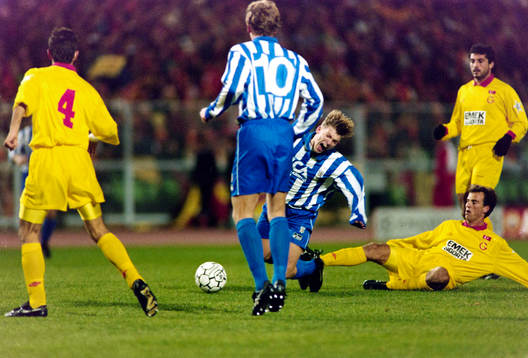 Jesper Blomqvist, Göteborg fälls bakifrån
