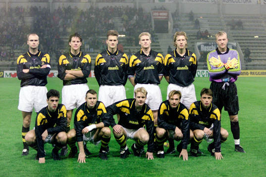 Startelvan i AIK med bl.a Magnus Hedman, målvakt, Jesper
