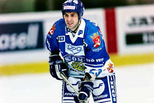 Hannu Virta, Finland