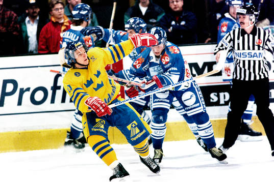 Håkan Åhlund, Sverige