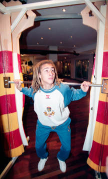 Henrik Larsson styrketränar