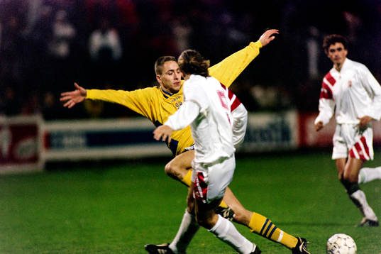 Magnus Powell, Sverige