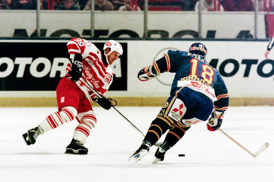 Wayne Gretzky, Ninety-Nine och Thomas Johansson, Djurgården