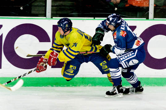 Daniel Alfredsson, Sverige stoppas