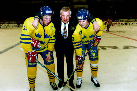 Peter Forsberg, Curt Lundmark, förbundskapten och Mats