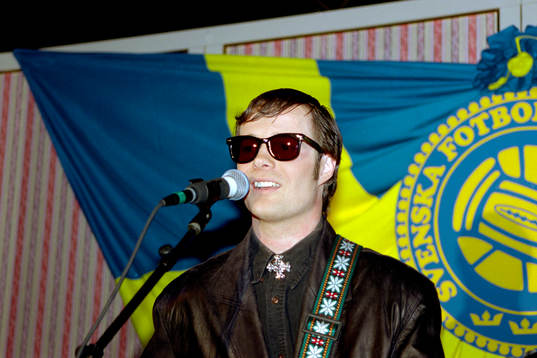 En Roy Orbison kopia på scen