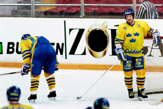 Tomas Jonsson, Sverige deppar vid målburen