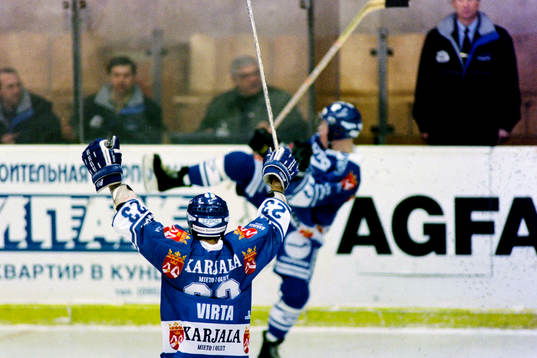 Hans Virta och Finland jublar