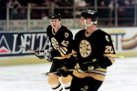 Mikko Mäkelä, Boston Bruins