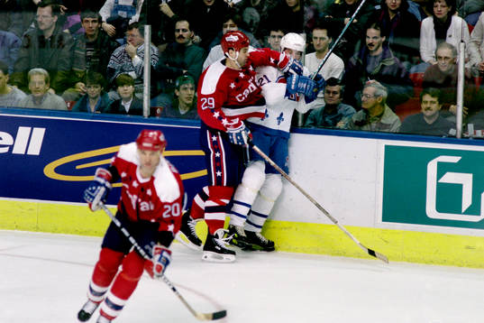 Joe Reekie, Washington Capitals och Peter Forsberg, Quebec