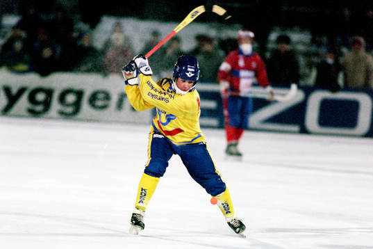 Jonas Claesson, Sverige