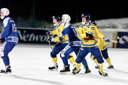 Stefan Åkerlind, Sverige