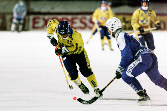 Jonas Claesson, Sverige
