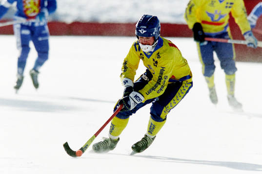 Jonas Claesson, Sverige