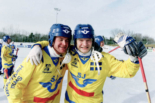 Jonas Claesson och Ola Fredricsson, Sverige jublar