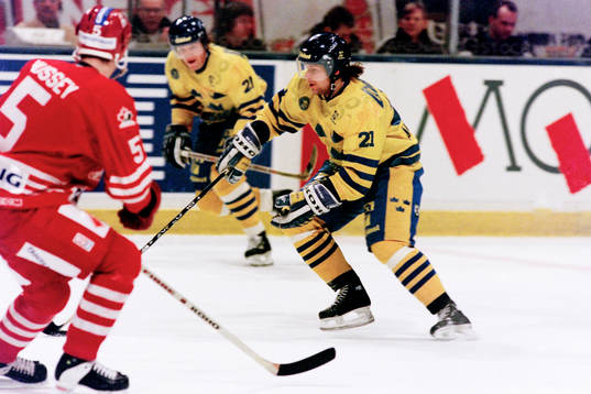 Markus Åkerblom, Sverige