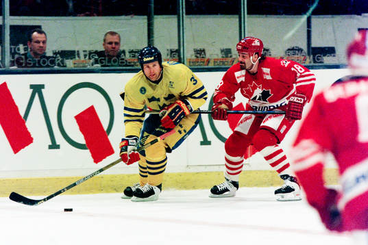 Tommy Sjödin, Sverige