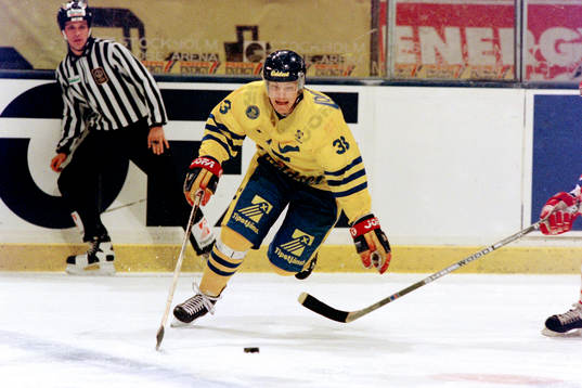 Eric Huusko, Sverige