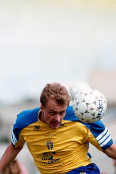 Jonas Thern, Sverige