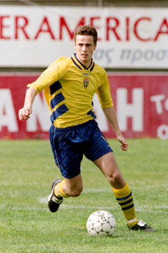 Jens Gustafson, Sverige med bollen