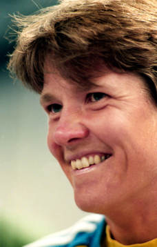 Pia Sundhage, Sverige