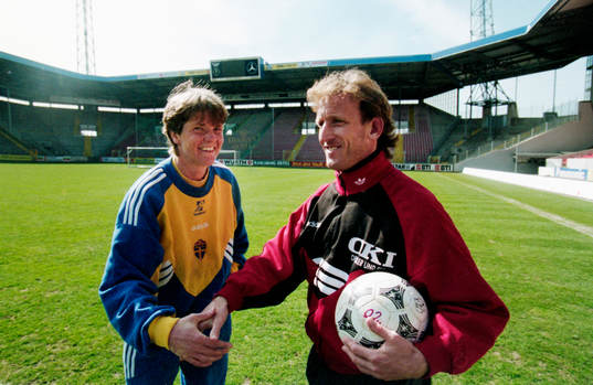 Pia Sundhage, Sverige