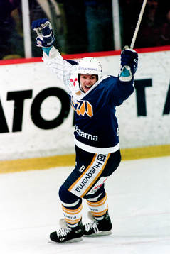 Esa keskinen, HV71 jublar