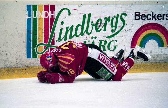 Mikael Lind, Brynäs har fått en smäll