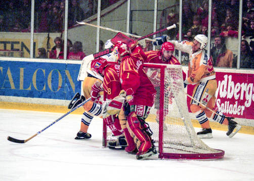 Mikael Lindman, Brynäs i bråk med Thomas Ljungberg, HV71