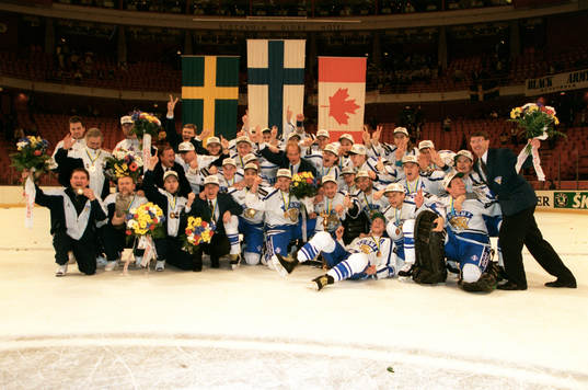 Världsmästare Finland (Pokal, Buckla, VM-Guld, Guld)