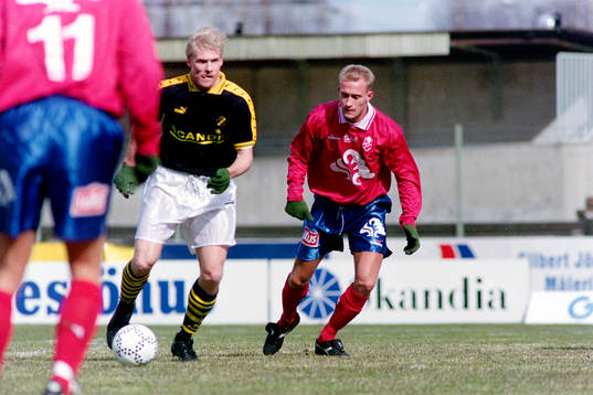 Johan Mjällby, AIK med bollen