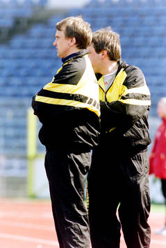 Tommy Pedersén och Stefan Hagebring, tränare i Öxabäck