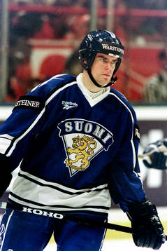 Raimo Helminen, Finland