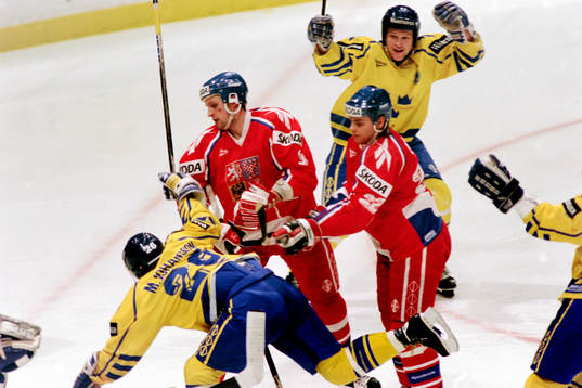 Mikael Johansson, Sverige jublar