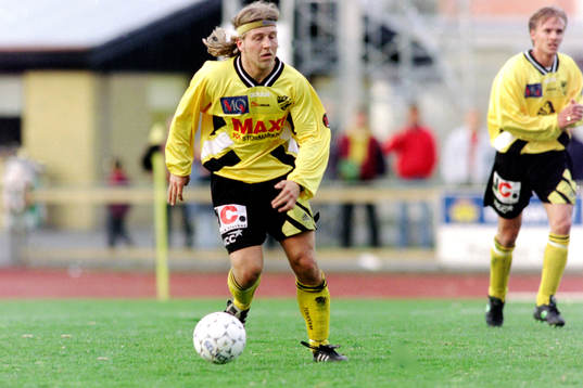 Johan Hoff, Hässleholm med bollen