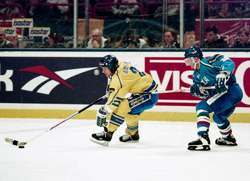 Tomas Jonsson, Sverige
