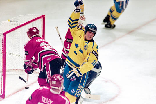 Jonas Bergqvist, Sverige, jublar