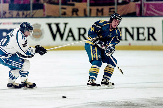 Fredrik Stillman,  Sverige