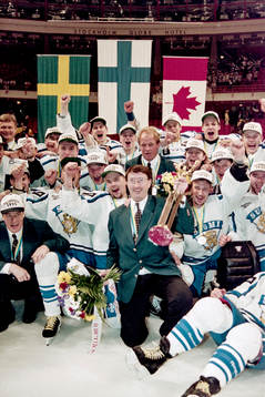 Curt Lindström, förbundskapten, Finland med sitt vinnande