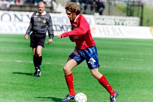 Lasse Johansson, Öster med bollen