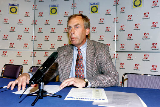 Bengt Simonsson, förbundskapten i Sverige