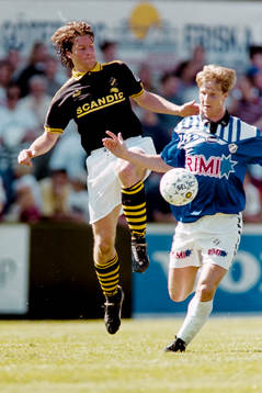 Dick Lidman, AIK och Jesper Mattsson, Halmstad i kamp om
