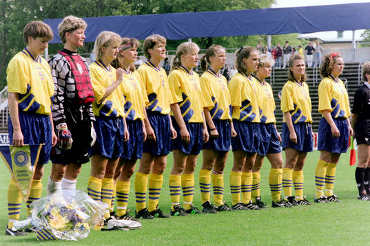 Sveriges startelva fr. v Lena Videkull, Elisabeth Leidinge,