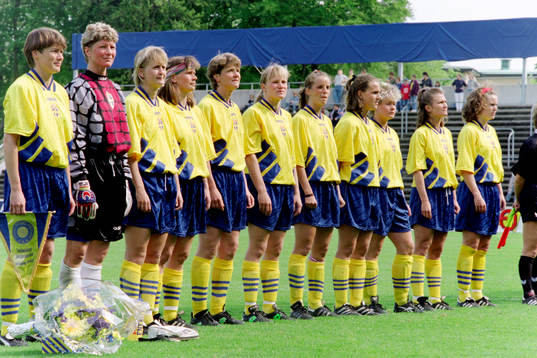 Sveriges startelva fr. v Lena Videkull, Elisabeth Leidinge,