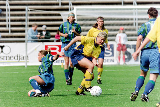 Anneli Andelen, Sverige