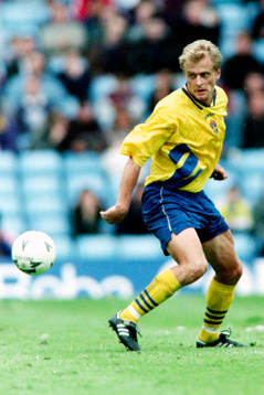 Jonas Thern, Sverige
