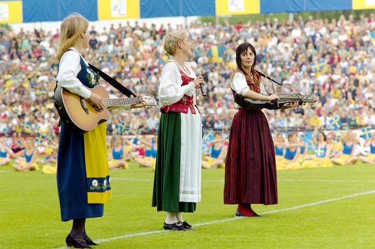 Marianne Flynner, Susanne Alfvengren, Åsa Jinder med sin
