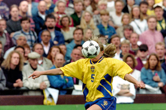 Kristin Bengtsson, Sverige