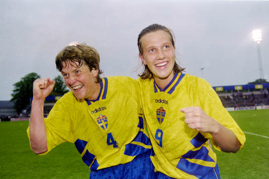 Pia Sundhage och Malin Andersson, Sverige